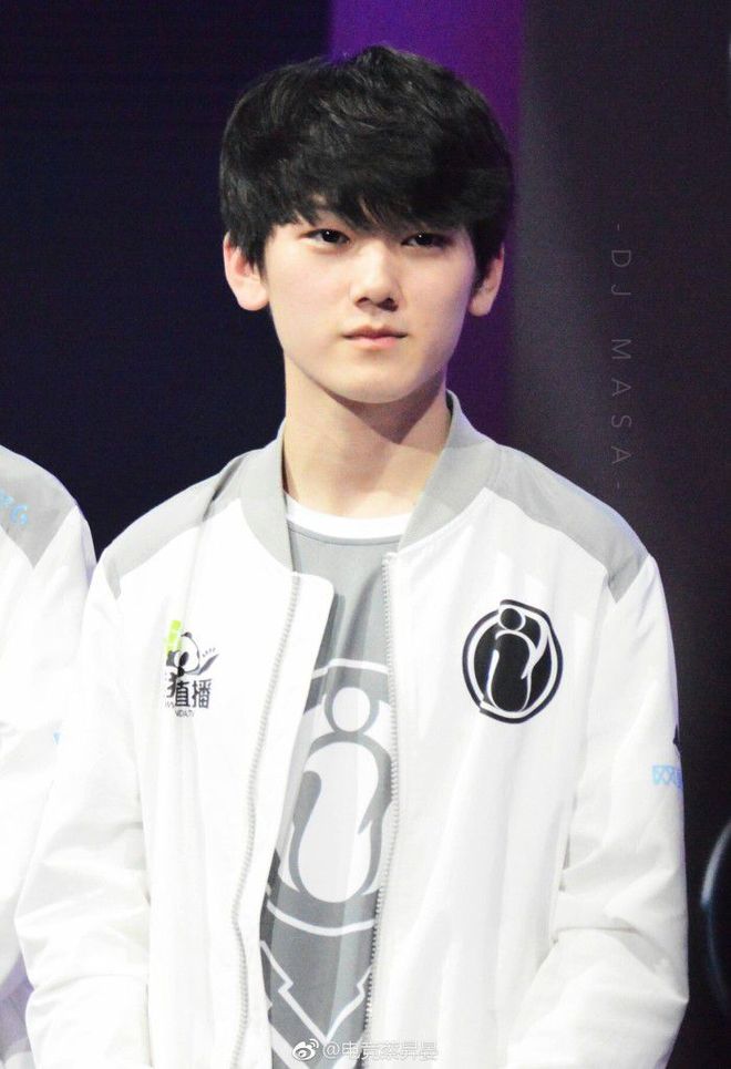 CSGO EPL S16阵容名单公布：s1mple回来了！